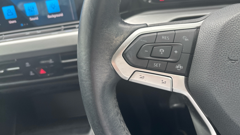Volkswagen Golf 1.5 TSI 150 Life 5dr Petrol Hatchback